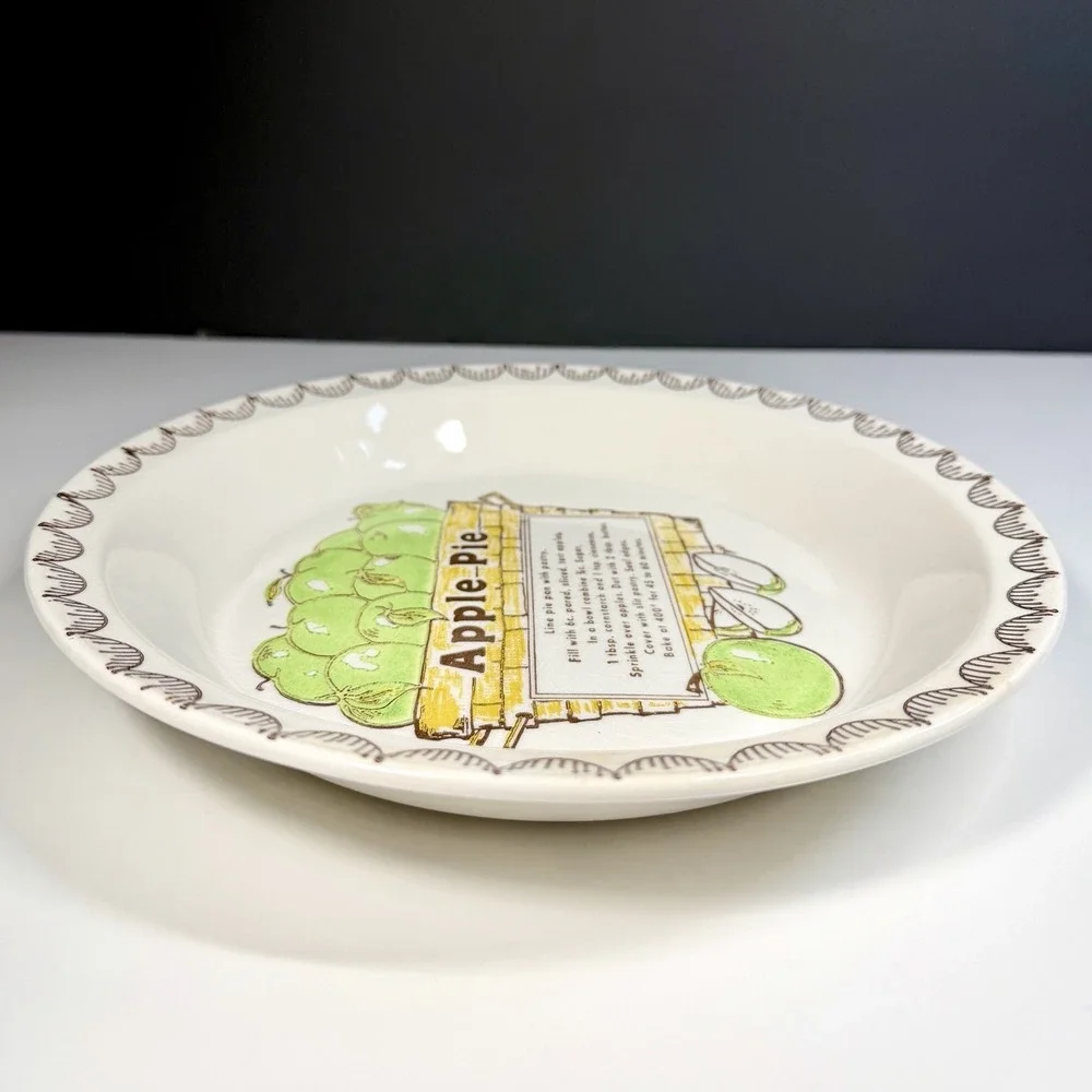 Vintage Apple Pie Recipe Pie Plate DEE Signed 10.25